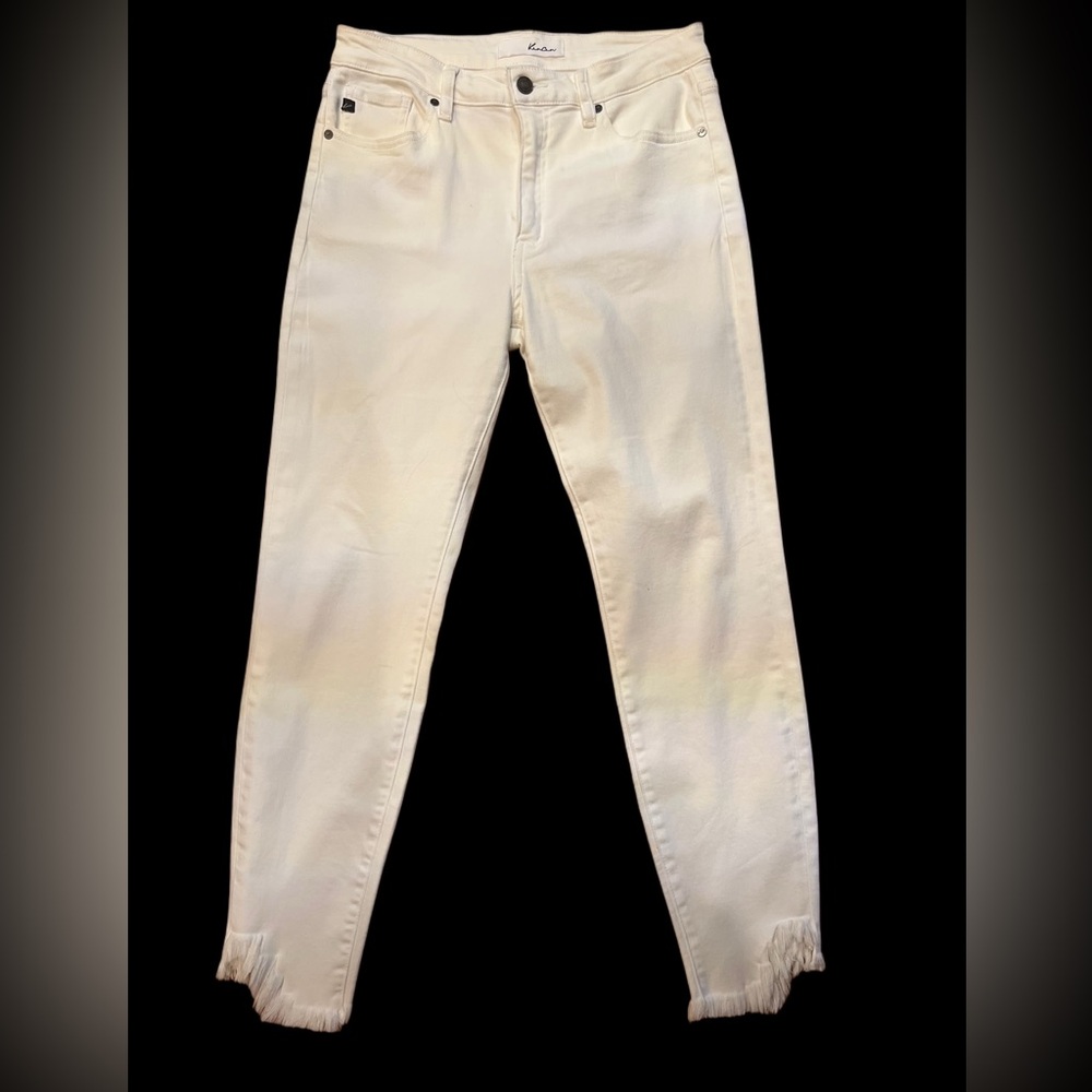 KanCan High Rise White Jeans Straight Leg Size 11/29
